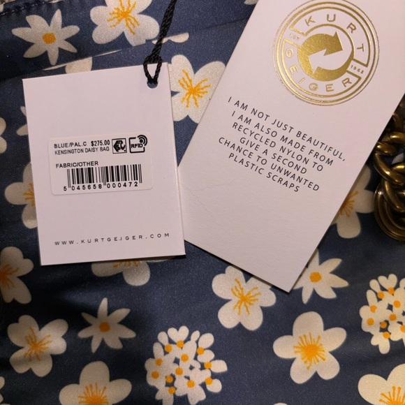 Kensington Daisy Convertible Shoulder Bag - Floral Embellished with Chain Strap - Picture 3 of 13